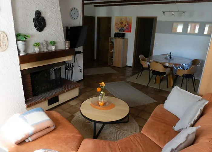 Haus Sonnenblick 度假居 塔尔方