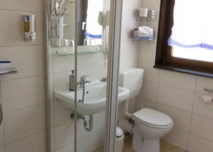 Haus Sonnenblick 塔尔方